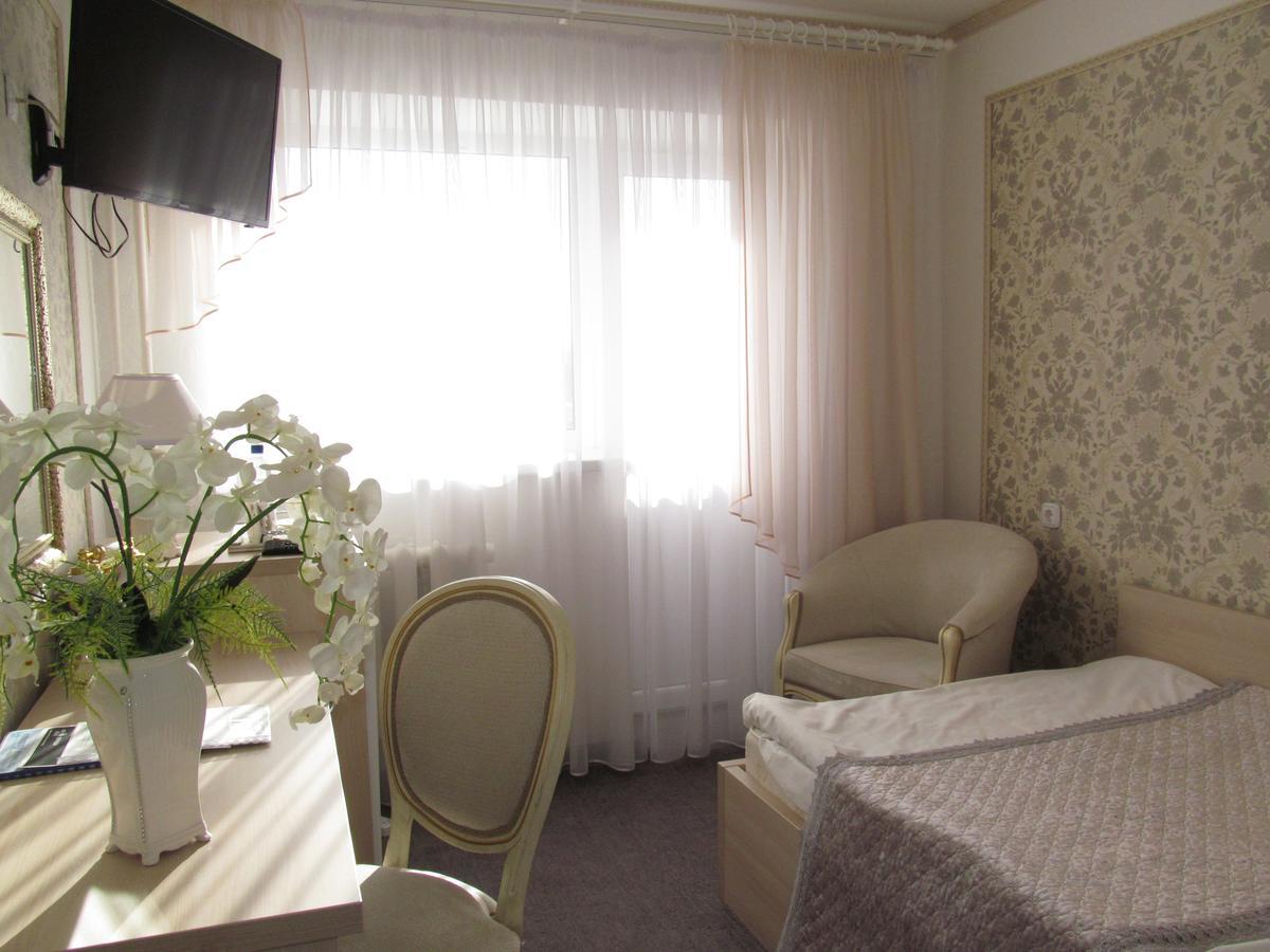 Hotel Vetraz Vitebsk Extérieur photo