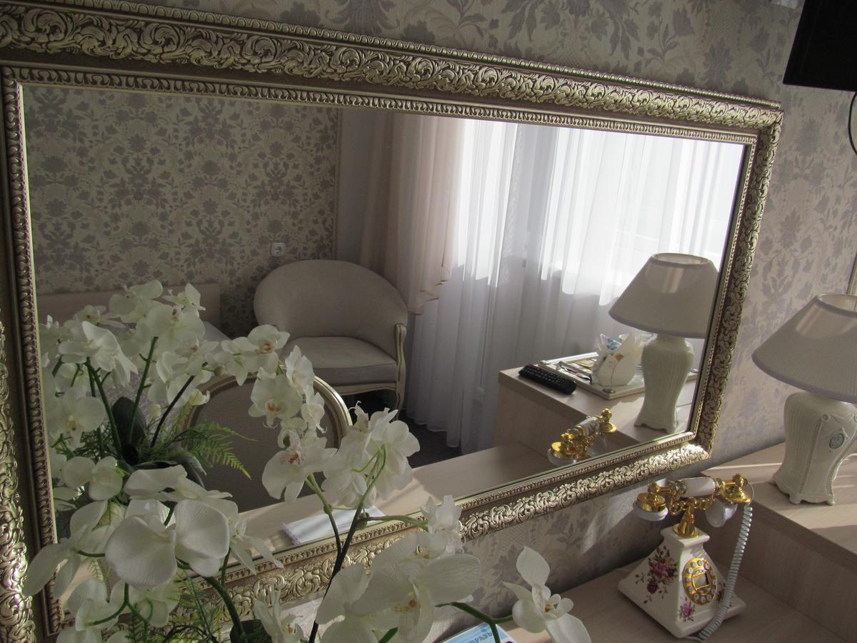 Hotel Vetraz Vitebsk Extérieur photo